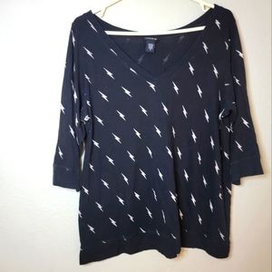 Torrid top size 2 black with lightning bolts